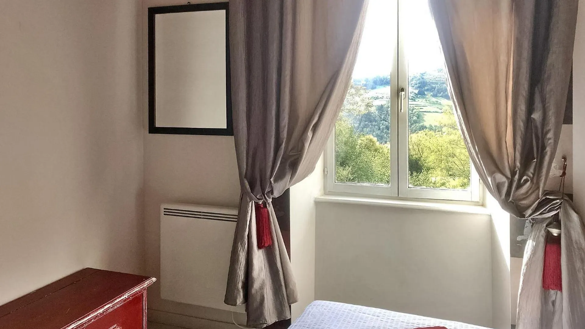 La Recre Dempurany Villa Empurany